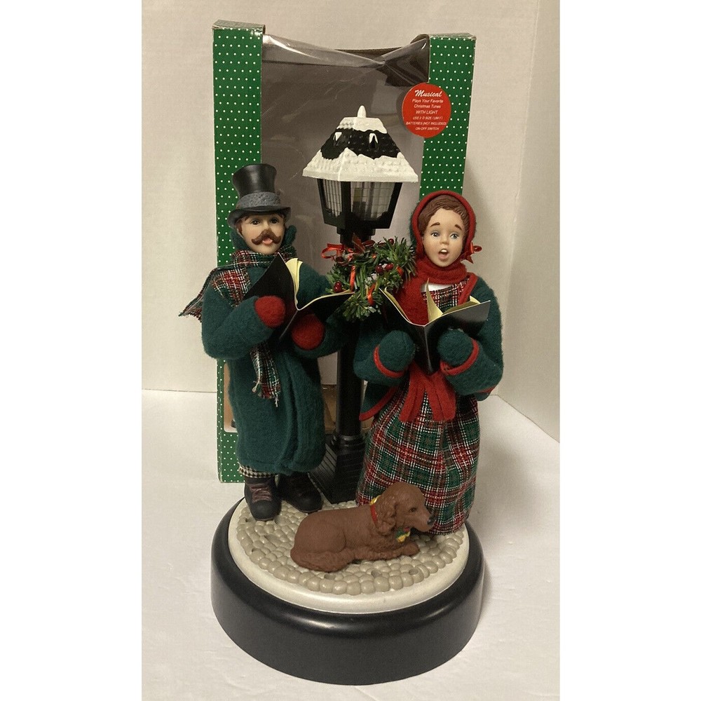HOLIDAY CREATIONS Musical Lighted Christmas Scene Carolers Lamppost Vintage 1995